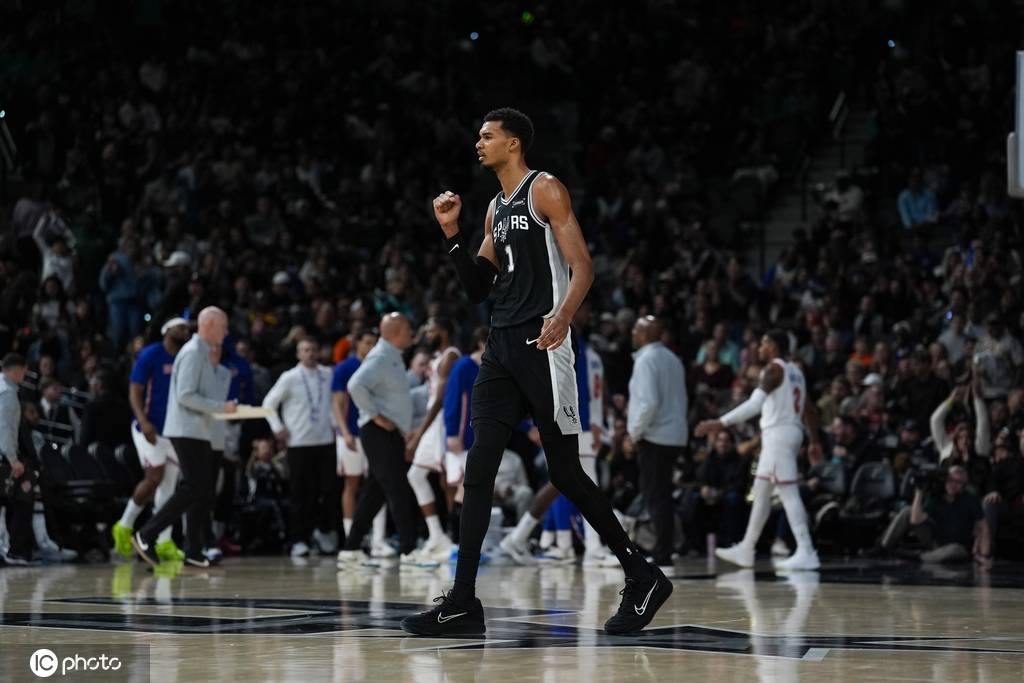 官方实力榜:马刺居首力压雷霆 湖人第10勇士NO.16